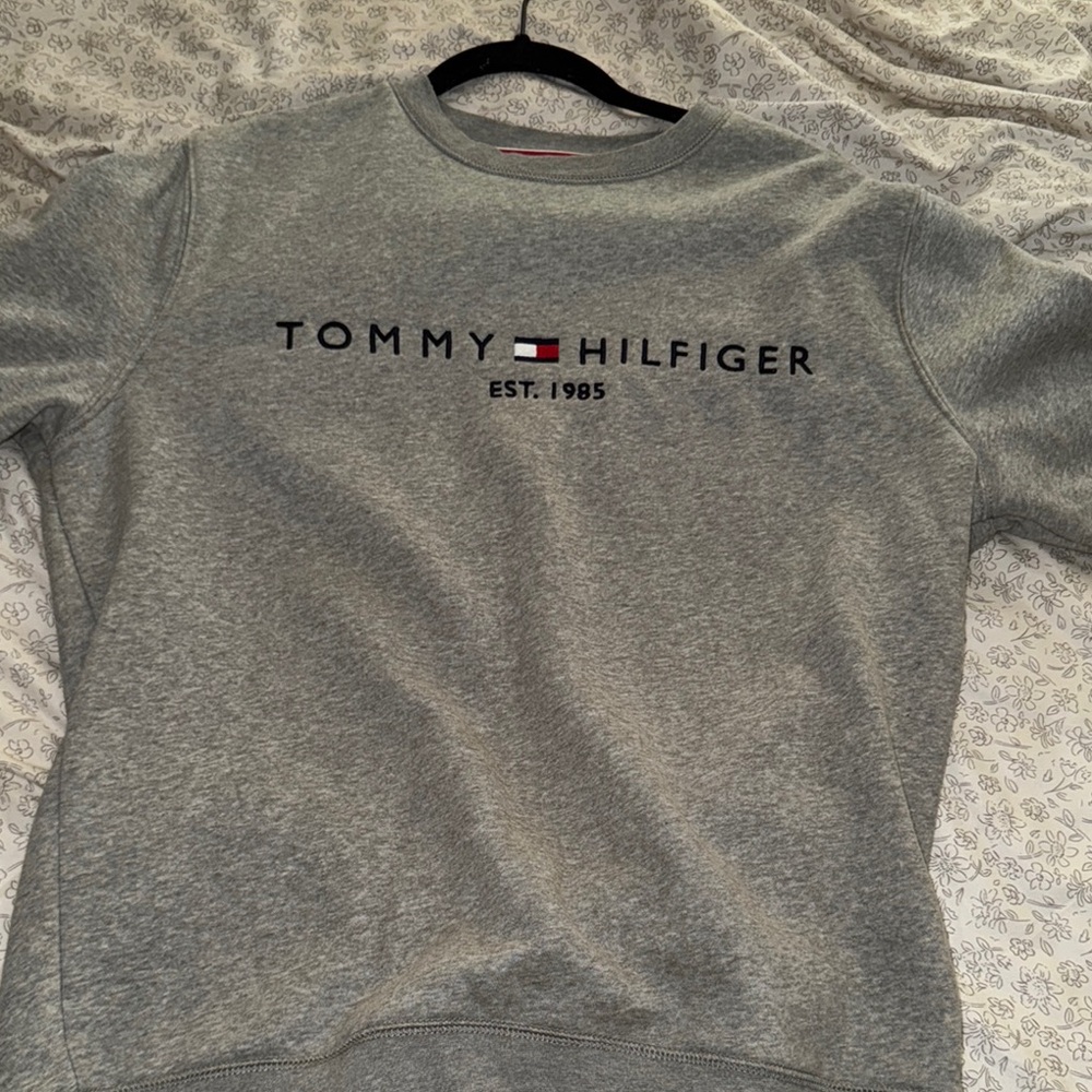 Tommy Hilfiger Heather Gray Crewneck Sweater